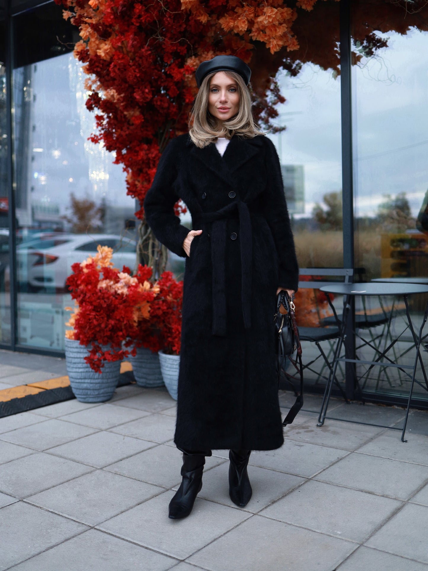 Long coat with belt, 100% wool, Black