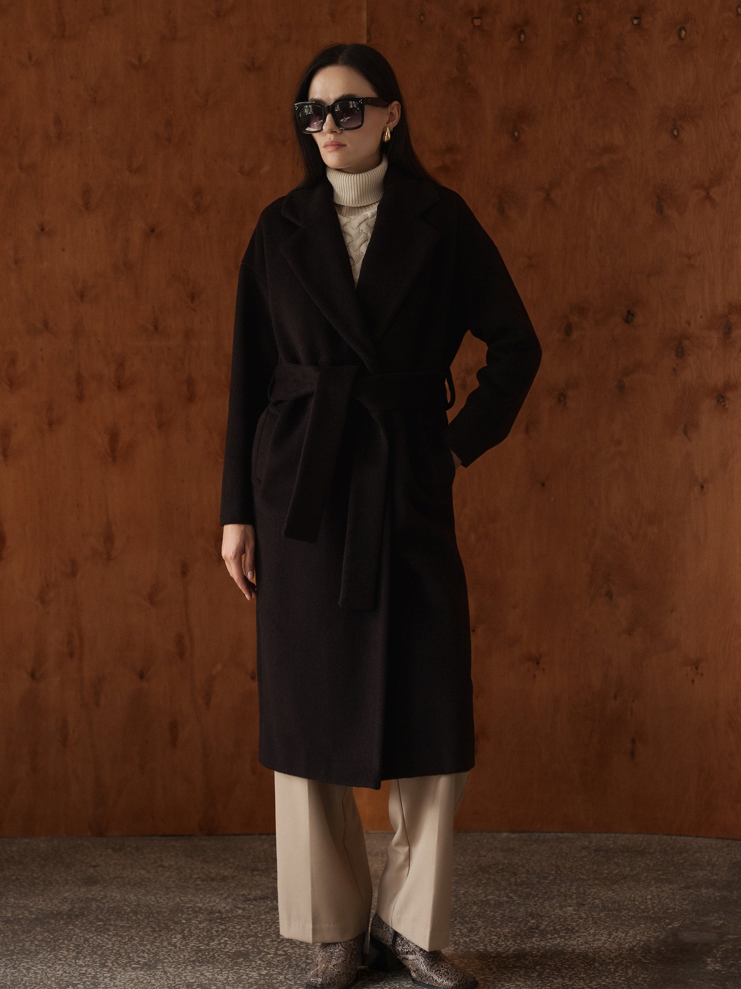 Wool Long coat with belt, Dark Chocolate